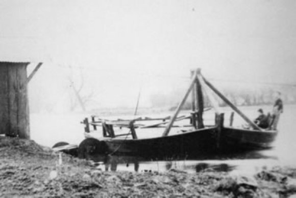 The old Ferry at Twyford which is believed to be similar to the one which was at Willington